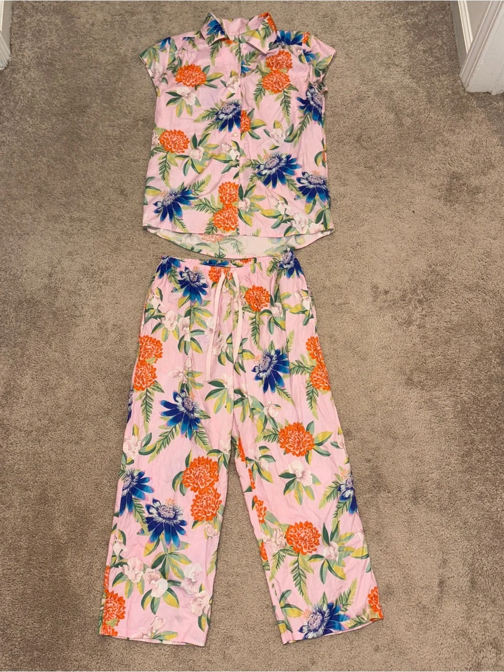 Women’s The Cat’S Floral Two-Piece Pajama Set Size: XS